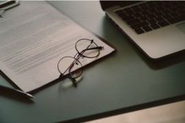 AI创新时代：探索未来的原创文章生成器APP